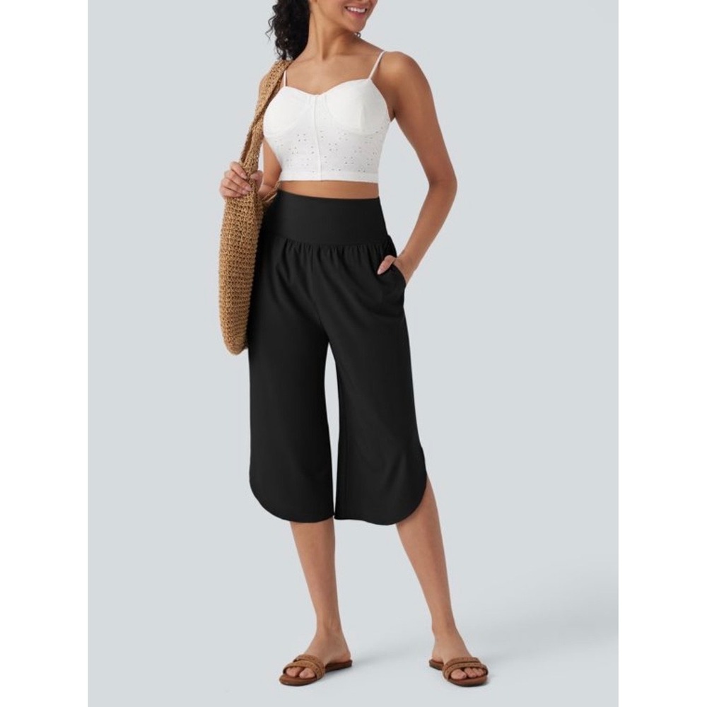 Halara Breezeful High Waisted Capri Pants Black Size L